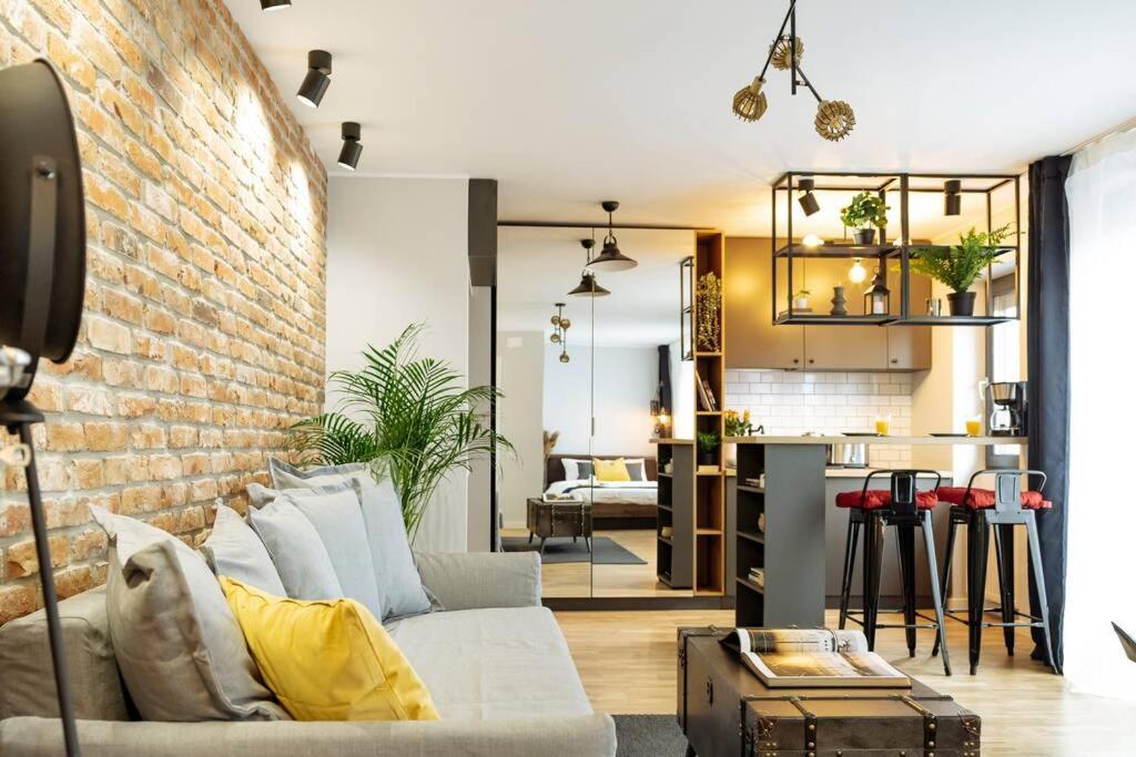 Amazing City View - Terrace+Netflix - City Center Bükreş Dış mekan fotoğraf