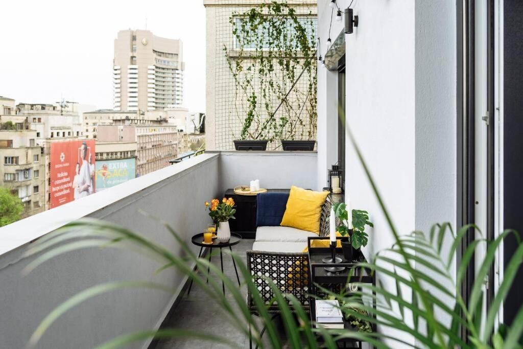 Amazing City View - Terrace+Netflix - City Center Bükreş Dış mekan fotoğraf