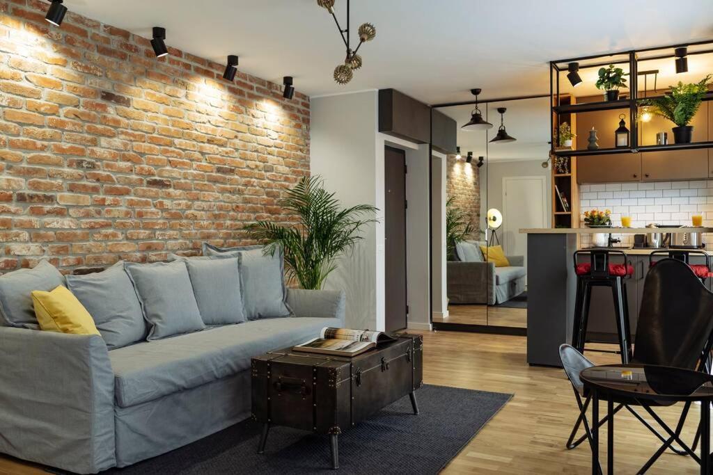 Amazing City View - Terrace+Netflix - City Center Bükreş Dış mekan fotoğraf